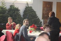 2009-12-27 Impodobirea Sfintei Biserici cu braz,i Decembrie 2009