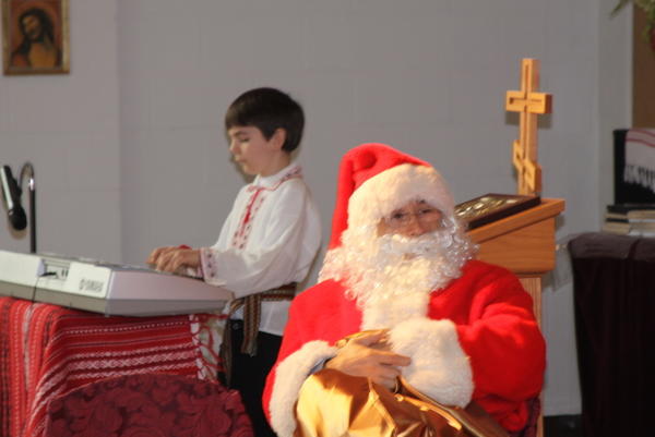 CRACIUNUL 25 DECEMBRIE 100