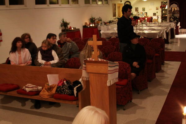 Taina Sfantului Maslu Noiembrie 2011 019