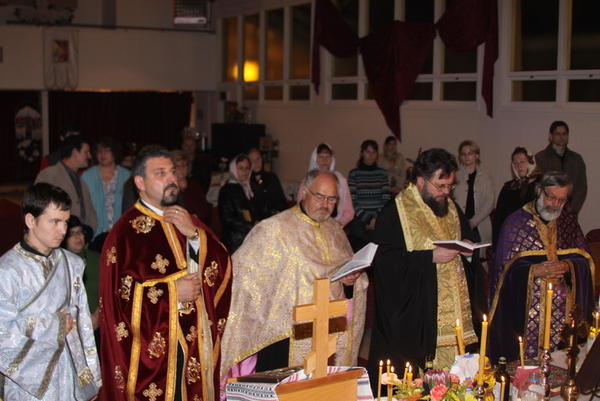 Taina Sfantului Maslu Noiembrie 2011 079