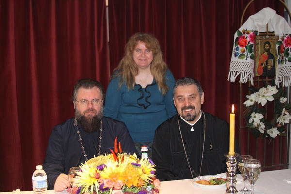 Slujba Arhiereasca Noiembrie 2011 057