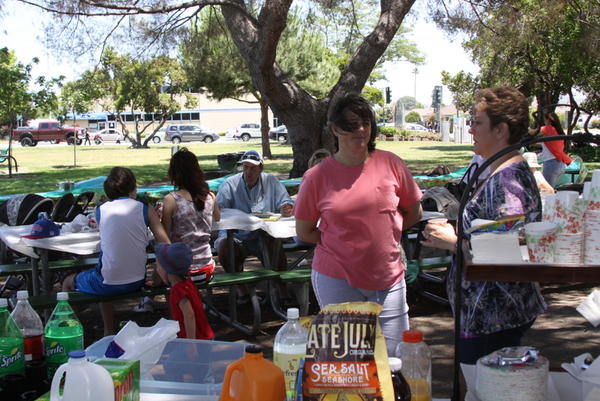 Picnic Pescaresc Iunie 2012 086